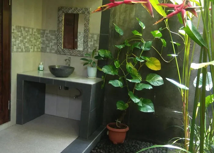 Guest house Tamiu At Desa Wisata Near Surf 3*