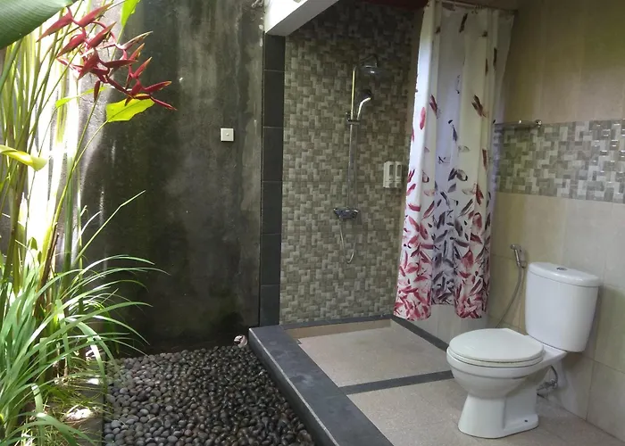 Tamiu At Desa Wisata Near Surf 3*