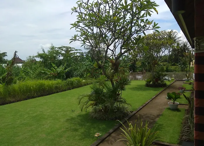 Tamiu At Desa Wisata Near Surf 3* Keramas